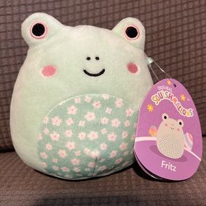 NWT Easter 2024 Squishmallow-Fritz 5” 💗